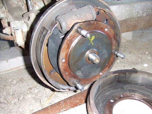 brake drum and hub | Renault 4 Forum