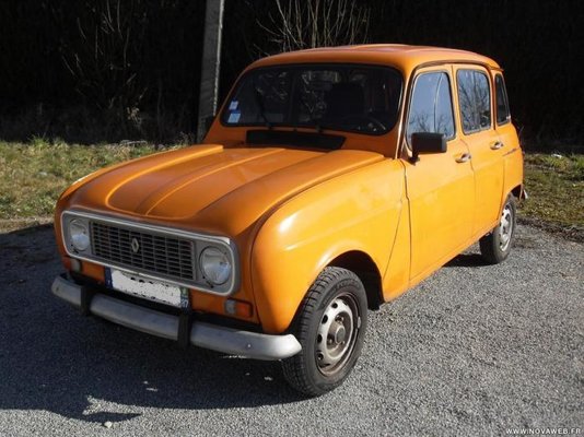 Renault 4 TL.jpg