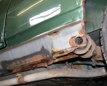 Some evidence of rust in a Renault 5 suspension mounting